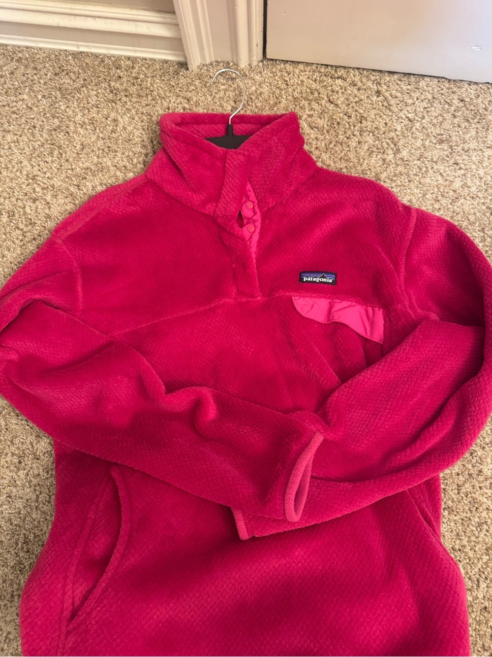 Patagonia Women's Raspberry Snap-T Fleece Pullover